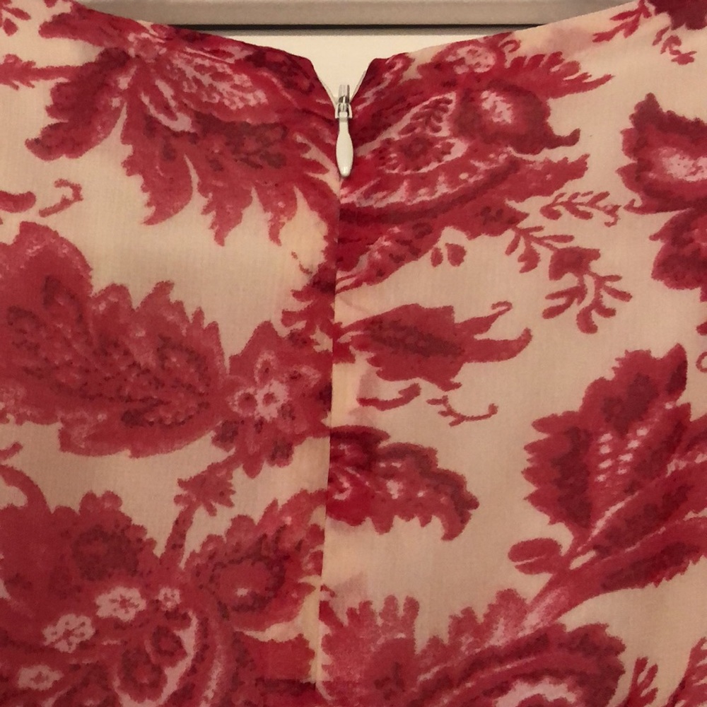 Pink and white floral dress! - Picture 5 of 10